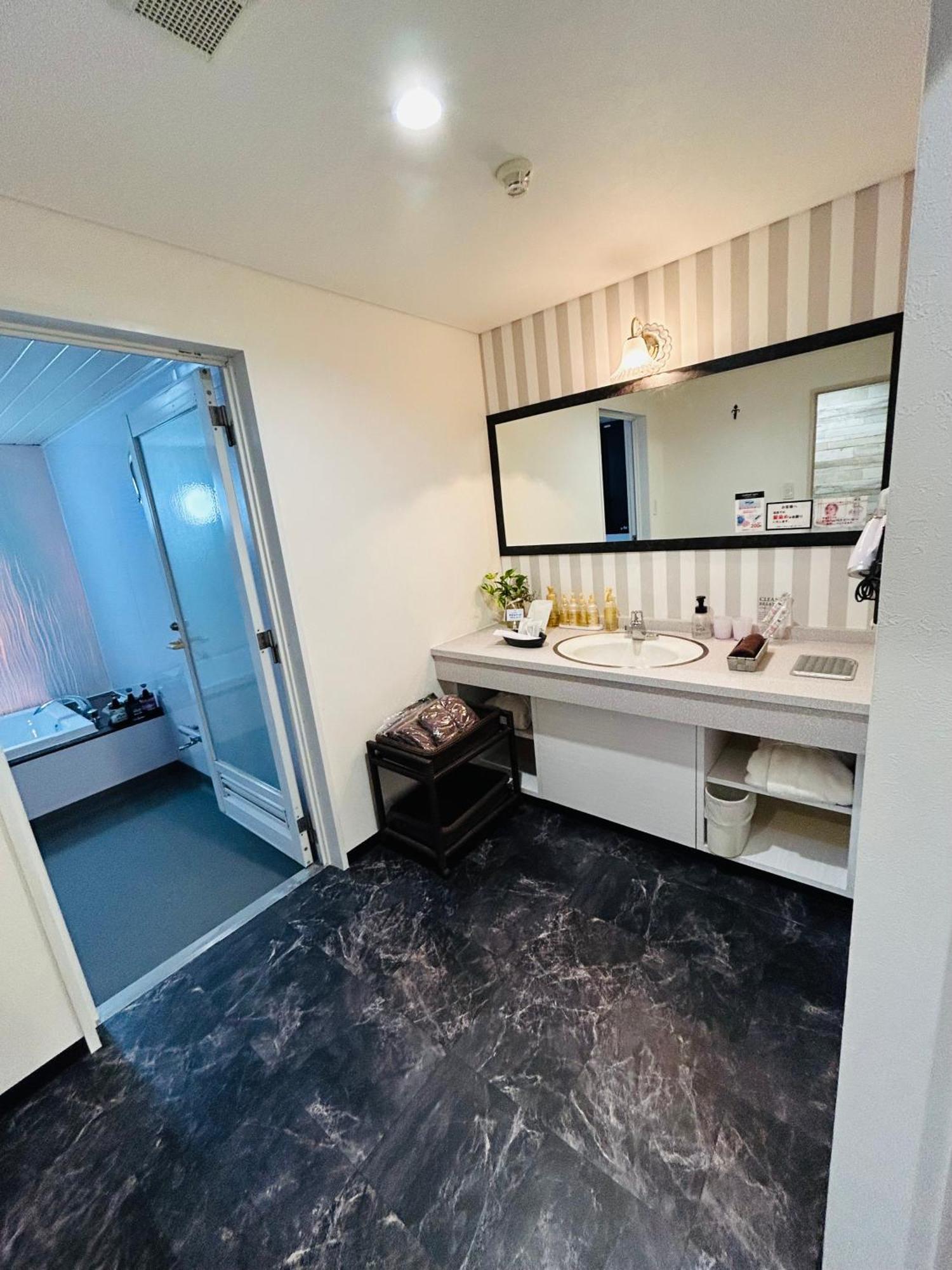 Отель Pal Annex Nakatsu (Adults Only) Экстерьер фото